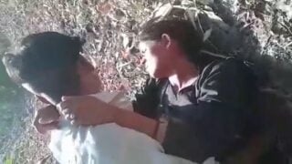 Bihari college gir ka jungle me desi gangbang sex video