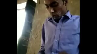 Dukanwale langde devar ne bhabhi ki chudas mitai