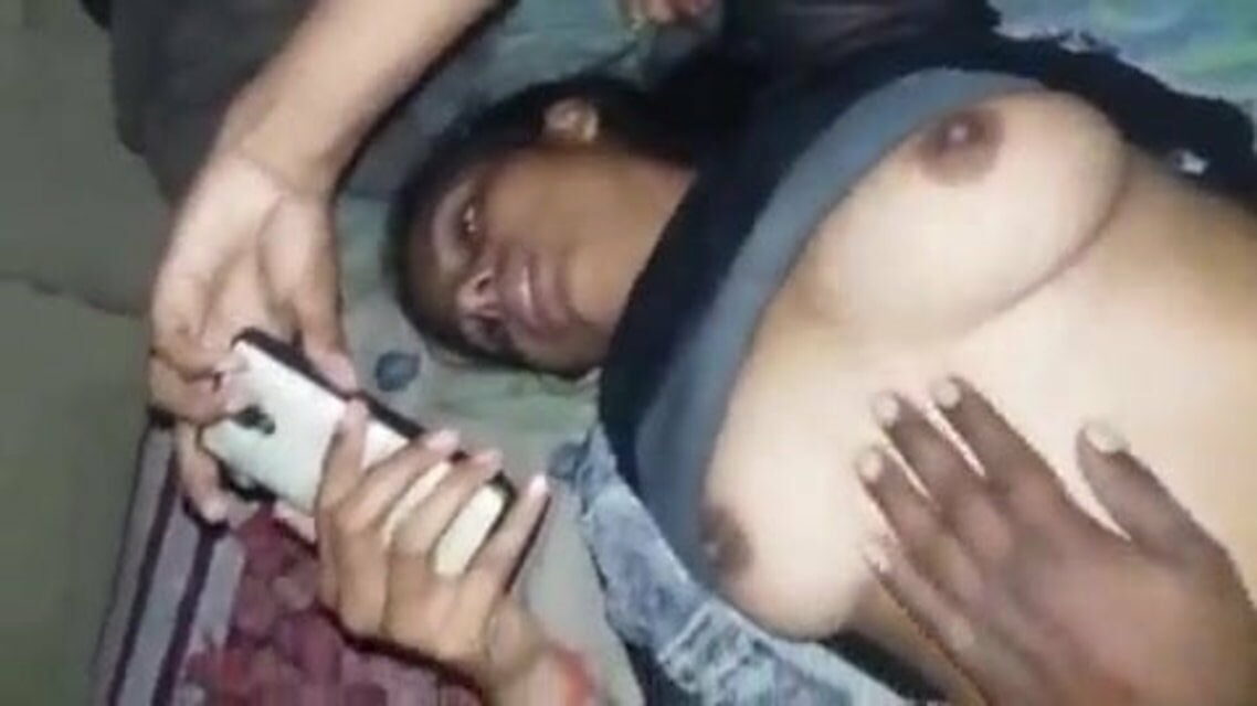 Sexy Film Bihar Ke Video Mein - Sexy bihari college girl ki chudai chudai ki cousin ne â€“ video