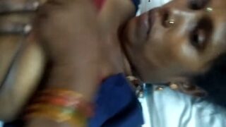 Kali adivasi aunty ko hotel me chodne ka clip