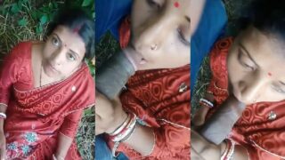 Jungel mai apne aashiq ka bada lund chusti hui desi bhabhi