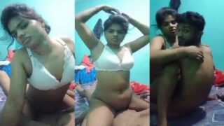 Boyfriend ke upar baithke lund ride ka maja leti desi ladki