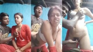 Vilaage lover nai kiya chudai or banaye apna sex mms