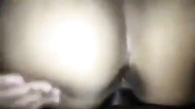 Pahli baar gaand chudai ka experience leti hot bhabhi