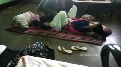 Pahli baar kuwari bahan ki chudai kar uska seal break kiya