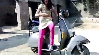 Saharanpur girl ki chudai ka famous old hindi sex mms