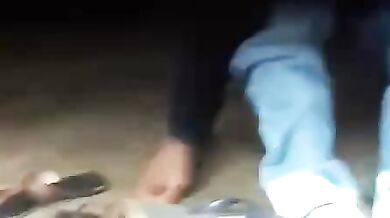 Khulle mai sex karte young lover ka desi hidden cam sex