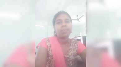 Mallu girl ki chudai kar uski hairy chut mai giraya maal
