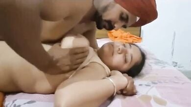 Sardaarji nai kari apni chubby gf ki chudai punjabi sex mms