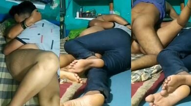Chut chatwaake ek sath 2 lund se chudi village aunty threesome sex