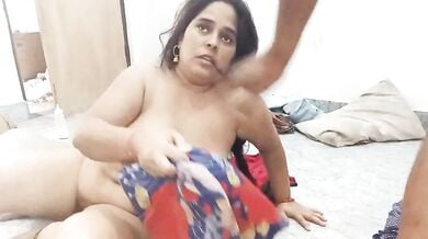 Indian bhabhi chudai karti hai pati ka lund chuske