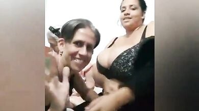 Dadi ke samne poti nai maa se chuswaaye apne big boobs