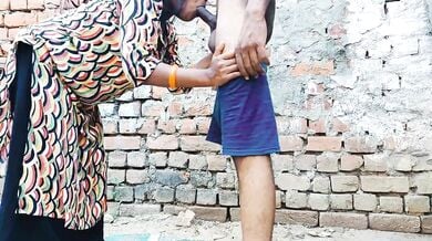 Gaanv ki ladki ki khulle mai hui chudai