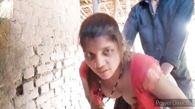 Gaanv ki garib ghar ki randi ladki ko uske jhupdi mai choda