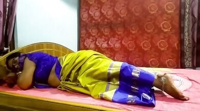 Tamil bhabhi ki homemade chudai video lover ke sath