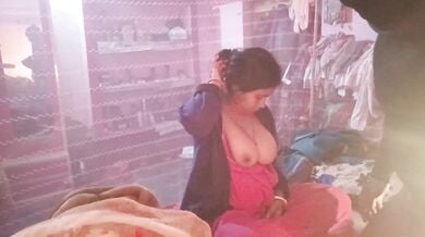 Lund ko chusaa bhabhi ke muh pe girayaa lund ka pani