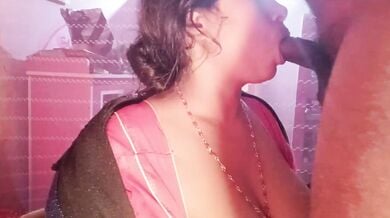 Lund ko chusaa bhabhi ke muh pe girayaa lund ka pani