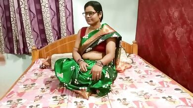 Saree pahni hot bhabhi ki creampie chut ko choda