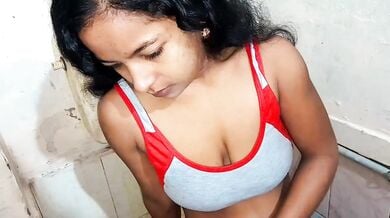 Collage girl ko toilet mai chodkar chut mai virya ko bhar diya