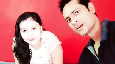 Punjabi puja bhabhi lover ke lund ko chuske chudi
