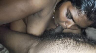 Bade boobs wali south ki ladki nai chusa apne lover ka lund
