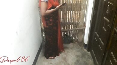 Gaanv ki randi bhabhi ko lund chusaakr choda devar nai