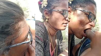 Gaanv ki sexy chasmish randi ladki nai chusa bada lund