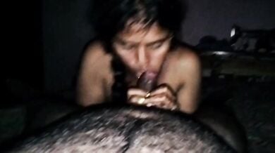 Tamil sexy patni apne pati ka lund chus rahi hai aadhi raat ko