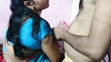 Nirmala bhabhi ko lund chusake gaand maari