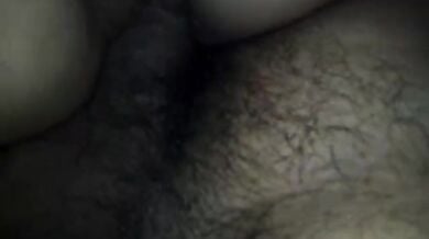 Desi aunty jawan ladke se chudti hui