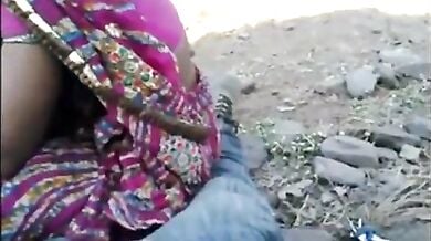 Local Indian randi ke muh me loda dala