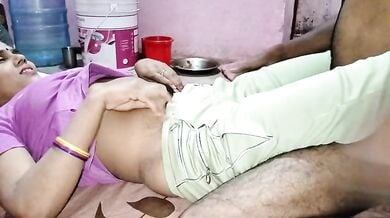 Desi ganwar bhabhi ke sab chhed ki chudai