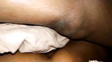 Desi aunty ji ki bheegi hui chikni chut ka bf video