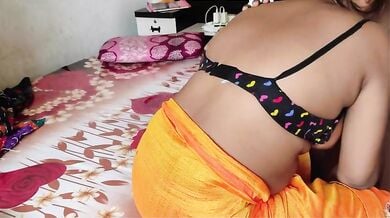 Flat dekhne aai big boobs bhabhi ki chudai