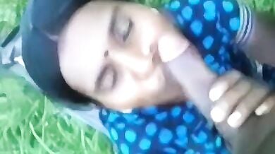 Kale lund se chudwa ke khujli mitai aunty ne