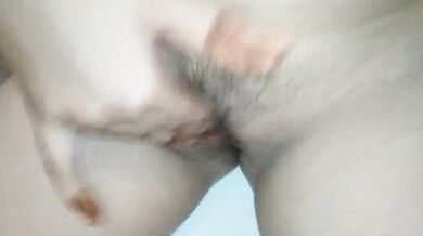 Desi muslim girl ka hairy chut fingering show
