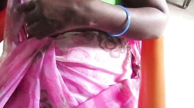 Mature tamil aunty ka chut massage aur chudai