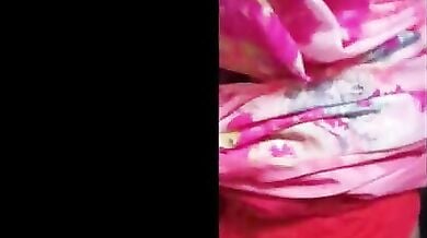 Chhoti bhabhi ki chudai sandas me doggy pose me