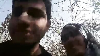 Jhadi me hijabwali muslim girlfriend ka lund sucking