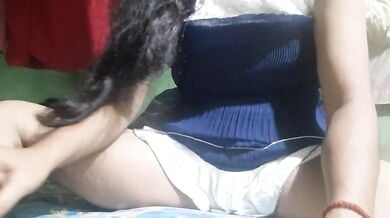 College girl ki bur ki aag bujhai jaldi jaldi se chod ke