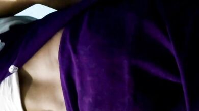 Desi maal ananya ne saree khol chut dikhai