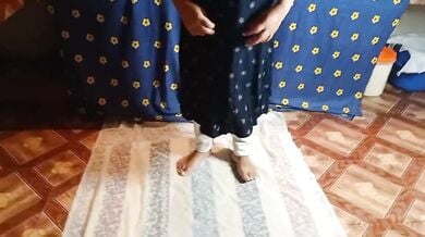 500 rupye me chudti hui hindi randi bhabhi ka video