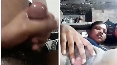 Desi bhabhi aur ladke ka sath me hastmaithun