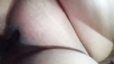Mummy ki sexy saheli ke boobs aur chut ka video