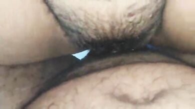 Mami ki hairy desi chut uncle ne chod di