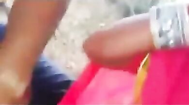 Desi bhabhi ko zabardasti muh me lund diya