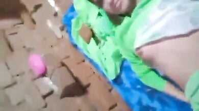 Desi virgin chut me mama ne lund ghusaya