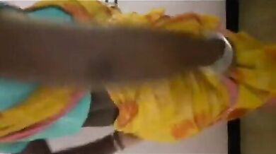 Kamwali ka nude video banaya