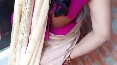 Saree wali hot padosan bhabhi ki chudai