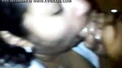 Desi wife sex clip – Mote lund ko blowjob diya
